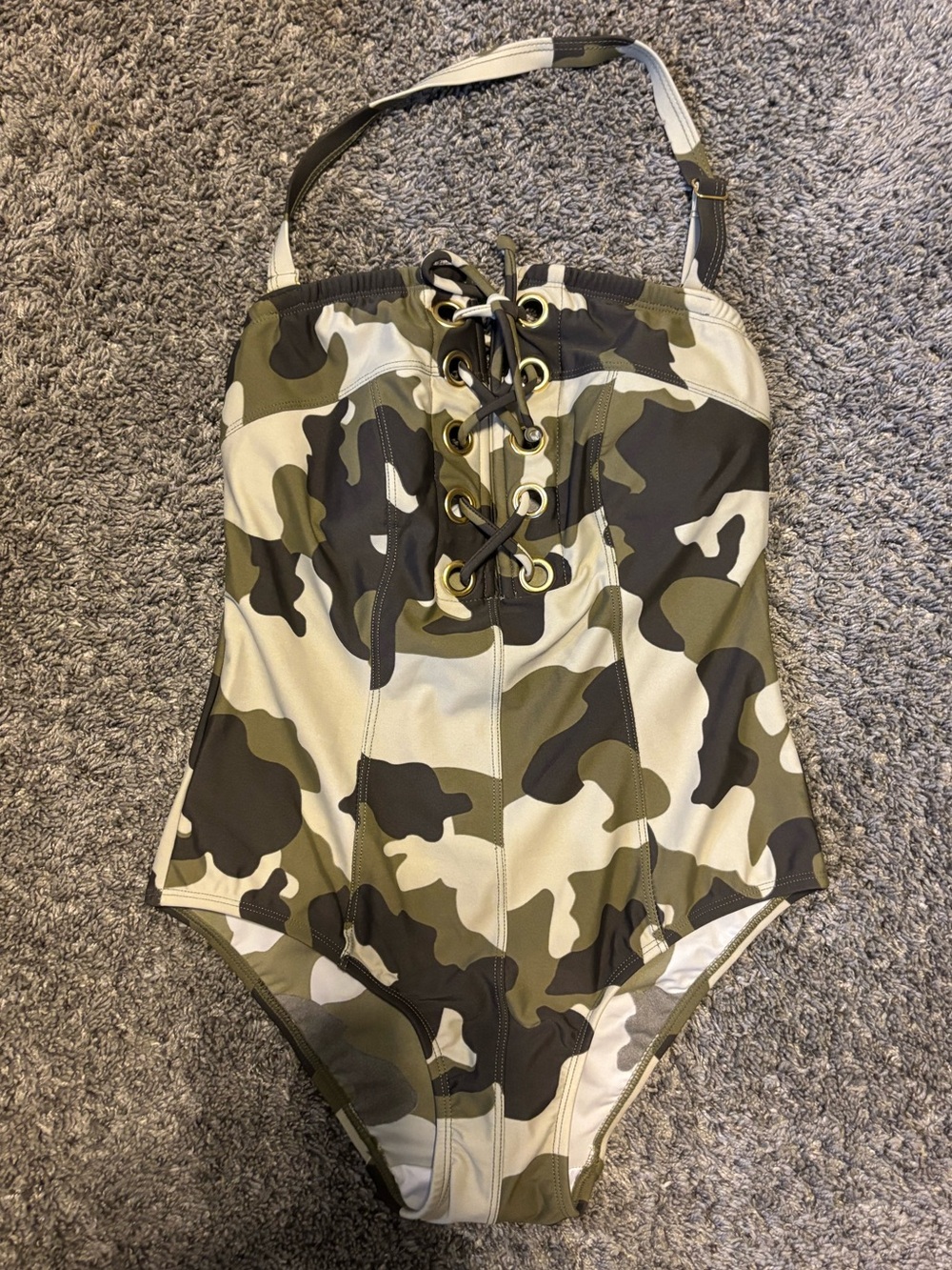 New Venus Camo One Piece Swimsuit. Size 4